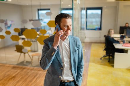 medewerker de jong en laan