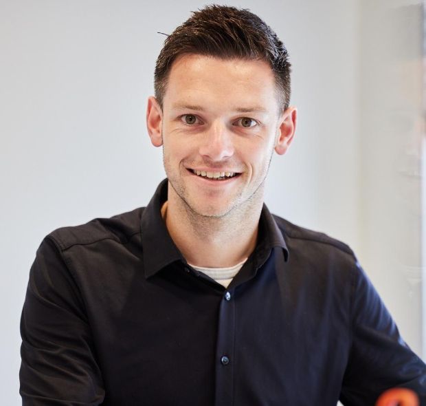 medewerker de jong en laan