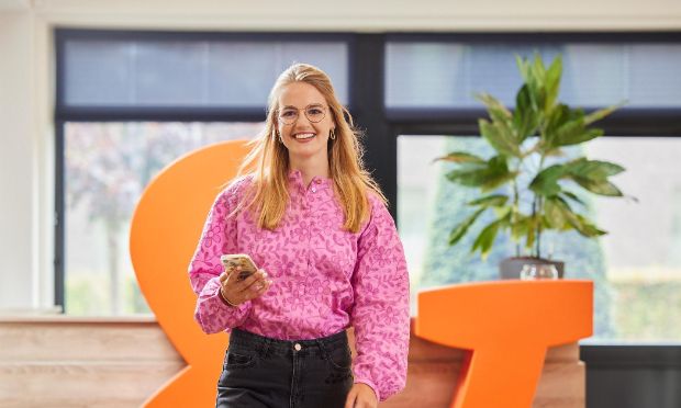 medewerker de jong en laan