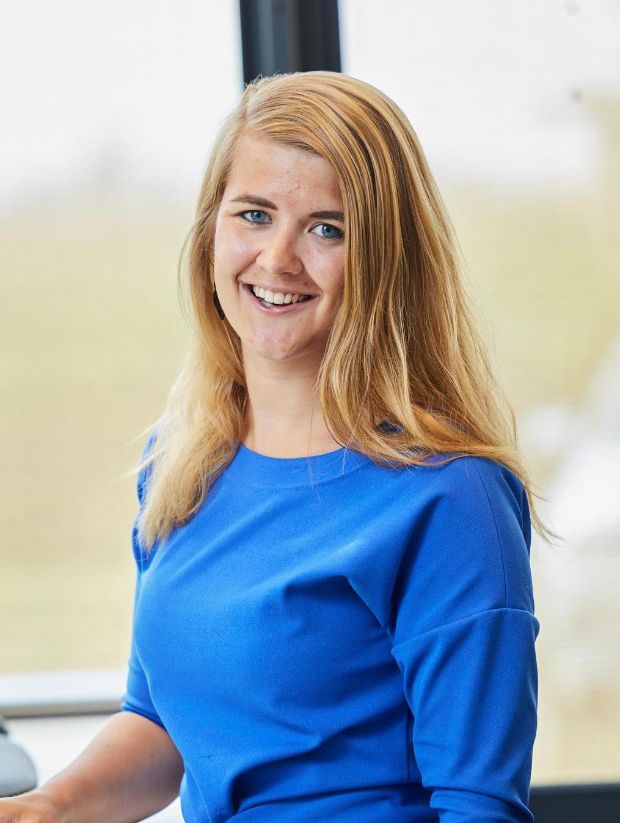 medewerker de jong en laan