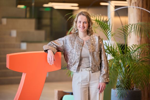 medewerker de jong en laan