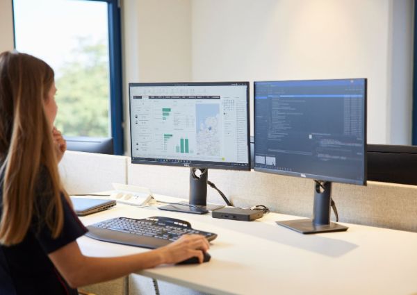 medewerker de jong en laan